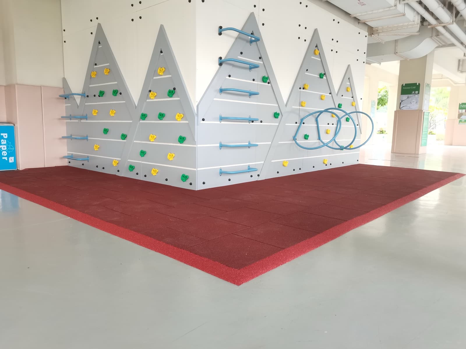 Chess area platform