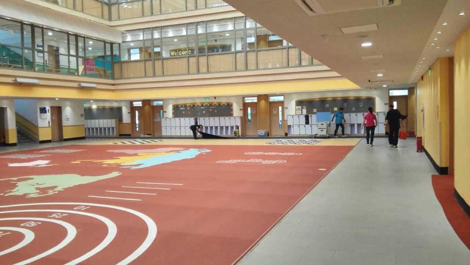 Final atrium finish