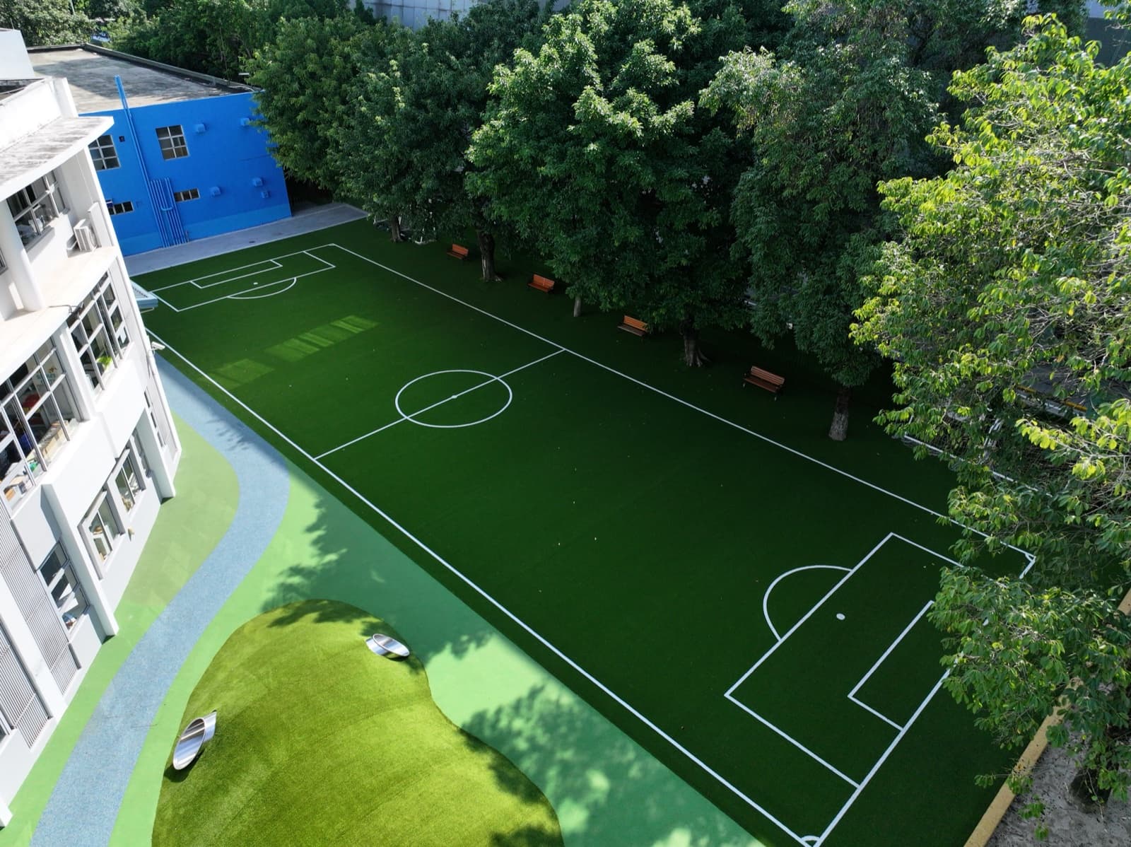 Play zone surface close-up