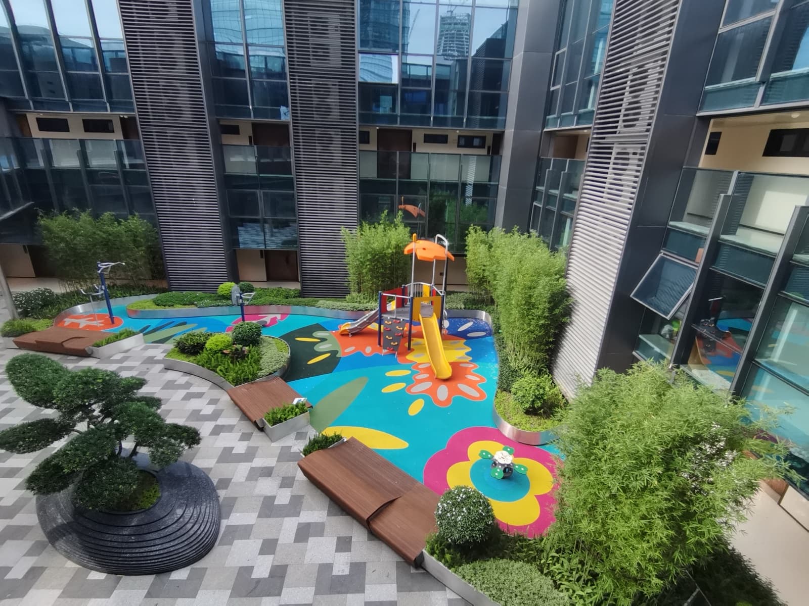 Rooftop playground overview