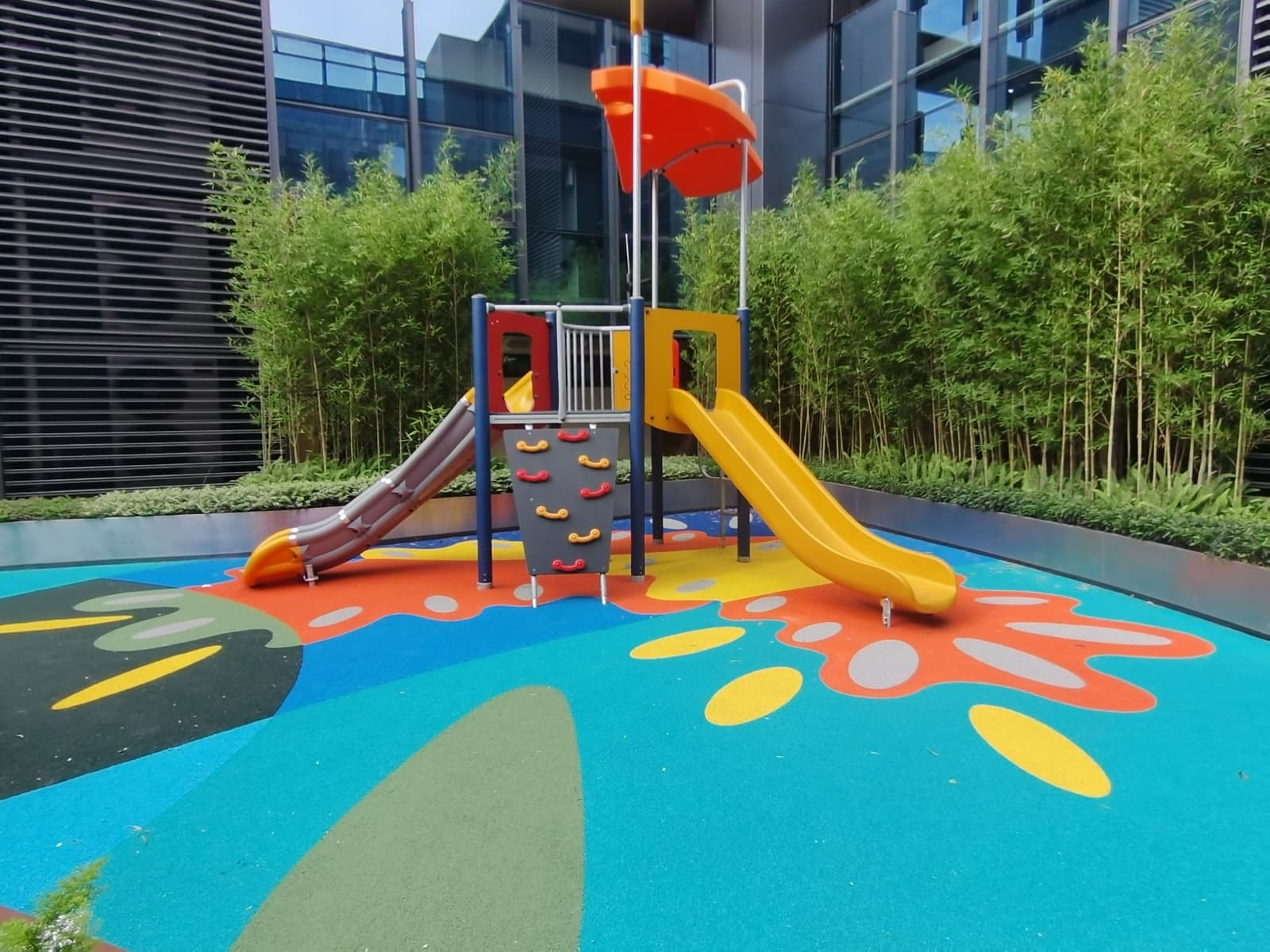 FLEXPERIENCE surface close-up